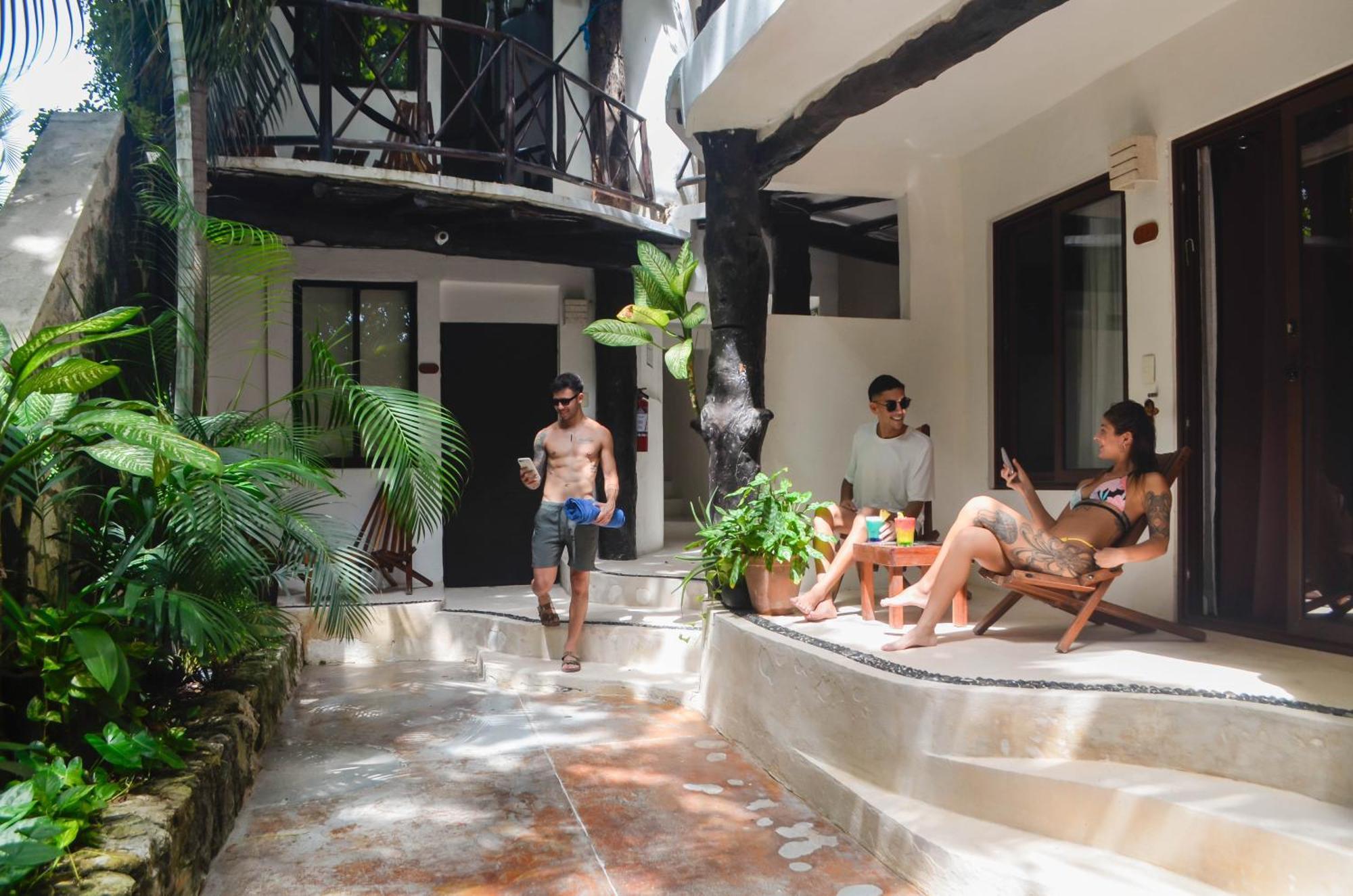 פלאייה דל כרמן Siesta Fiesta Hotel Adults Only - 5Th Avenue מראה חיצוני תמונה